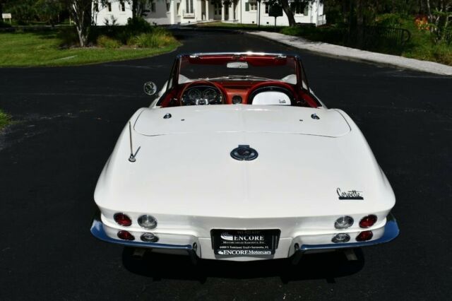 Chevrolet Corvette 1966 image number 22