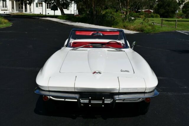 Chevrolet Corvette 1966 image number 8