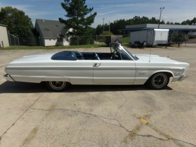 Plymouth Fury 1965 image number 18