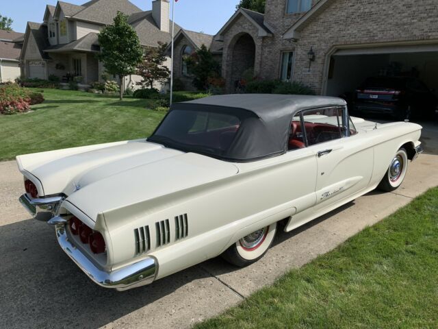 Ford Thunderbird 1960 image number 27