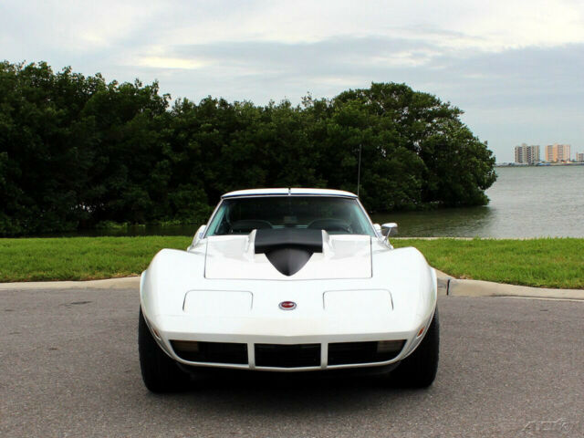 Chevrolet Corvette 1974 image number 28