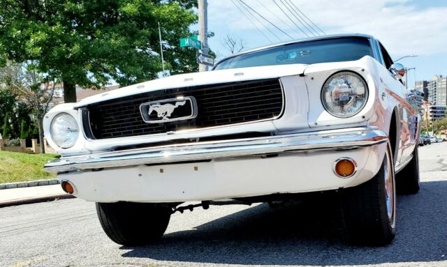 Ford Mustang 1966 image number 1