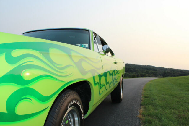 Plymouth Road Runner 1968 image number 31