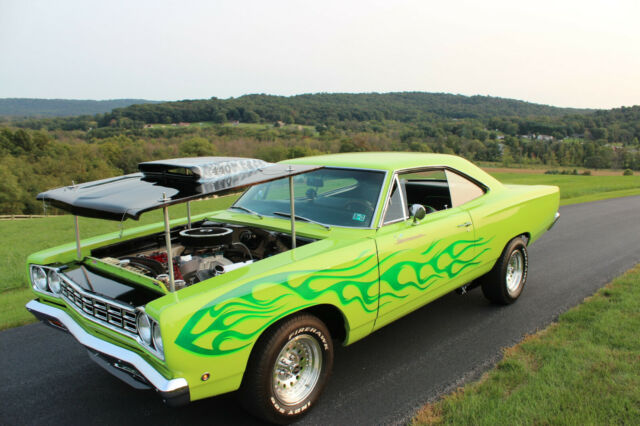 Plymouth Road Runner 1968 image number 33