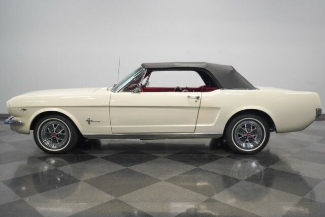 Ford Mustang 1965 image number 23