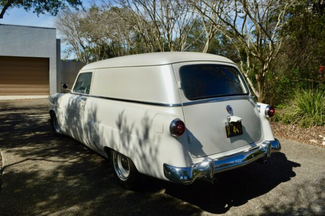 Ford Sedan Delivery 1954 image number 24