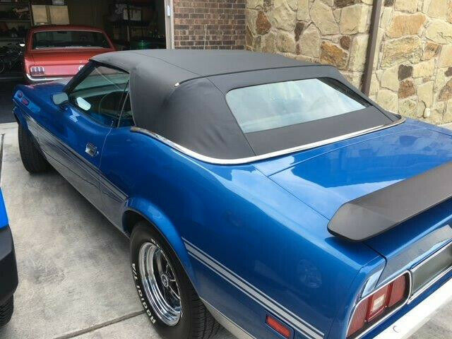 Ford Mustang 1972 image number 3