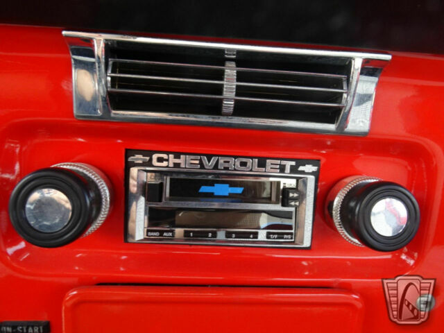 Chevrolet C-10 1970 image number 14