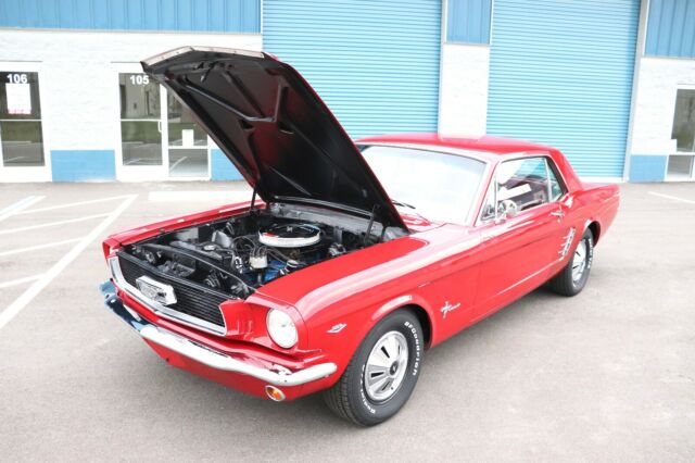 Ford Mustang 1966 image number 18