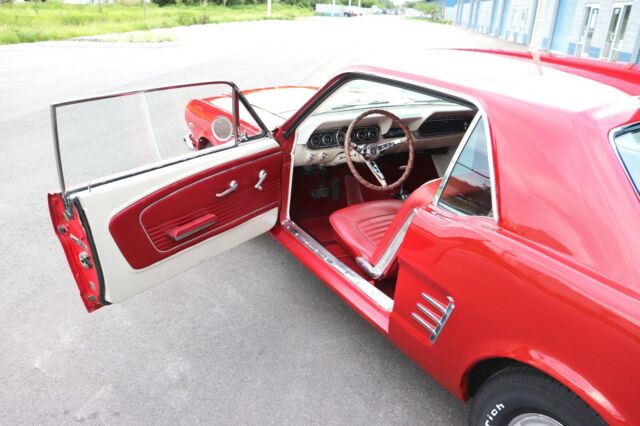 Ford Mustang 1966 image number 32