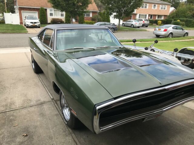 Dodge Charger 1970 image number 17