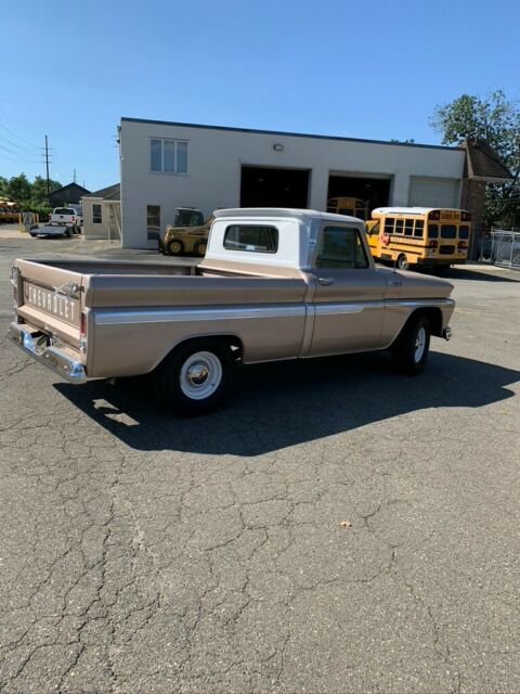 Chevrolet C-10 1965 image number 9