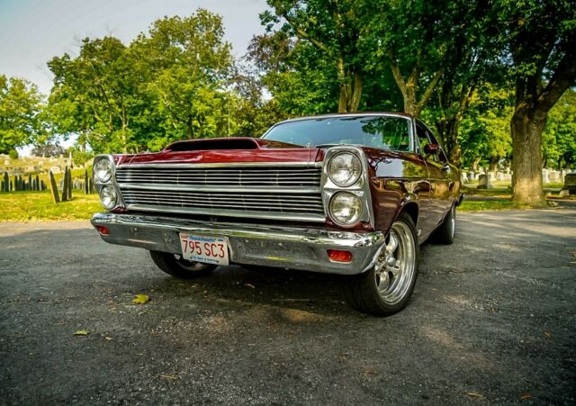 Ford Fairlane 1966 image number 40