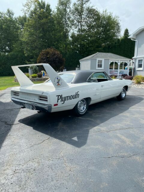 Plymouth Road Runner 1970 image number 28