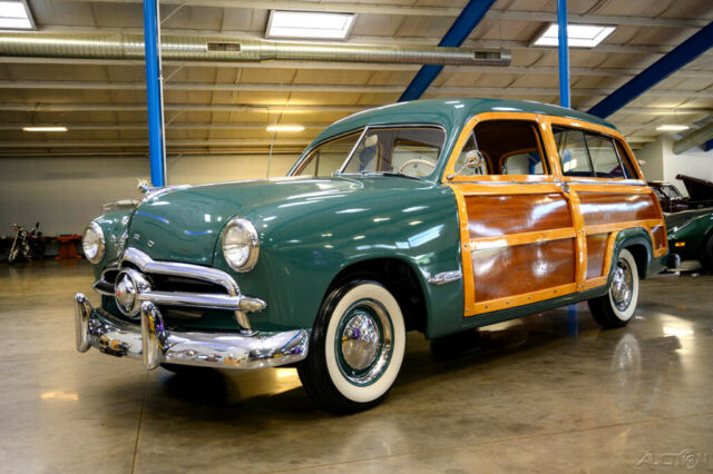 Ford Custom 1949 image number 3