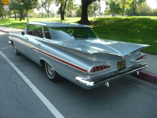 Chevrolet Impala 1959 image number 27