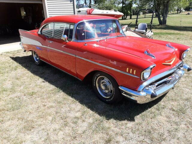 Chevrolet Bel Air/150/210 1957 image number 1