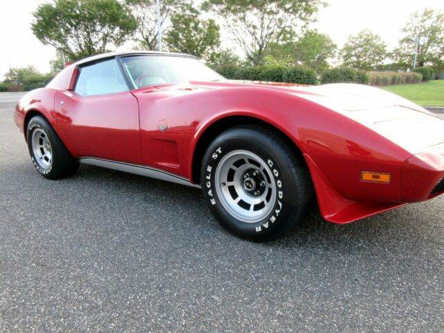 Chevrolet Corvette 1977 image number 20