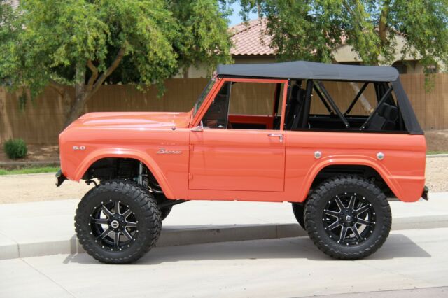 Ford Bronco 1967 image number 11