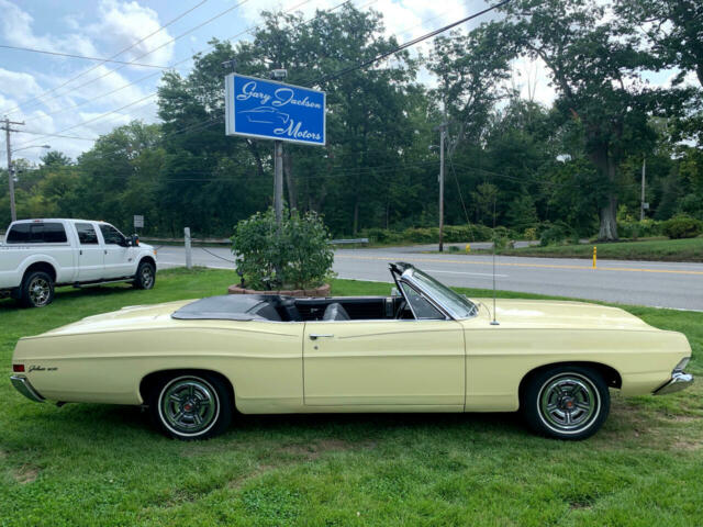 Ford Galaxie 1968 image number 20