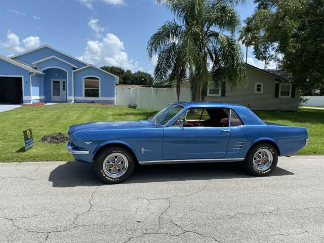 Ford Mustang 1966 image number 14