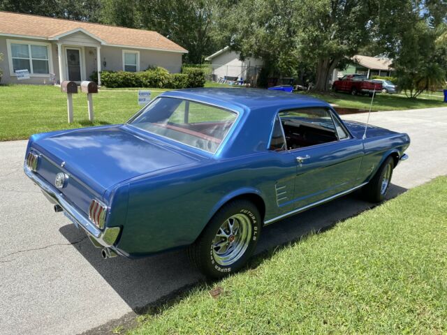 Ford Mustang 1966 image number 19