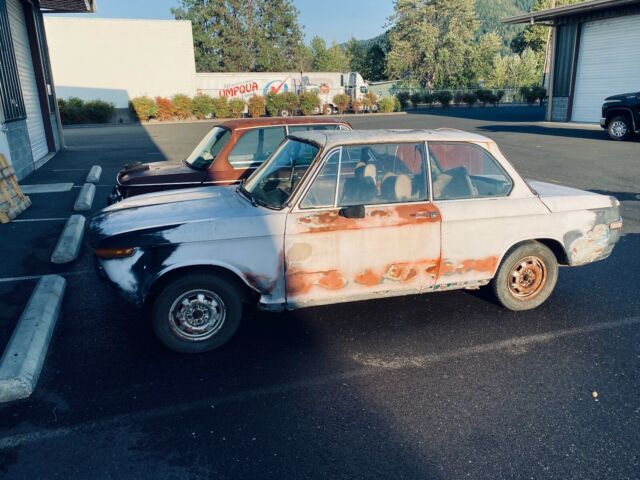 BMW 2002 1973 image number 1