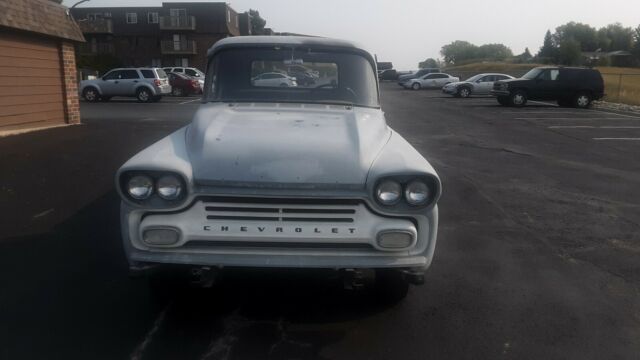 Chevrolet Chevy Pickup 1958 image number 1