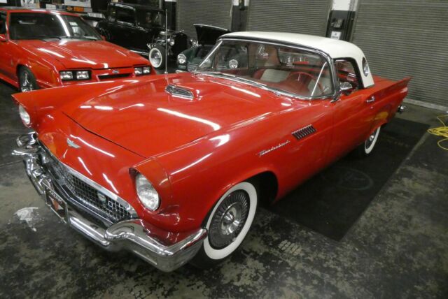 Ford Thunderbird 1957 image number 0