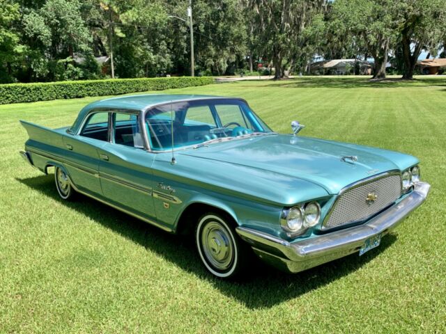 Chrysler Saratoga 1960 image number 4