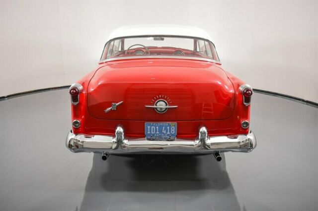 Oldsmobile Eighty-Eight 1953 image number 22