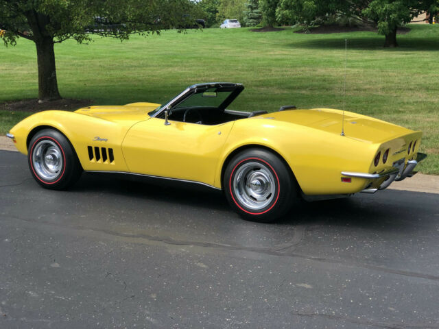 Chevrolet Corvette 1969 image number 2