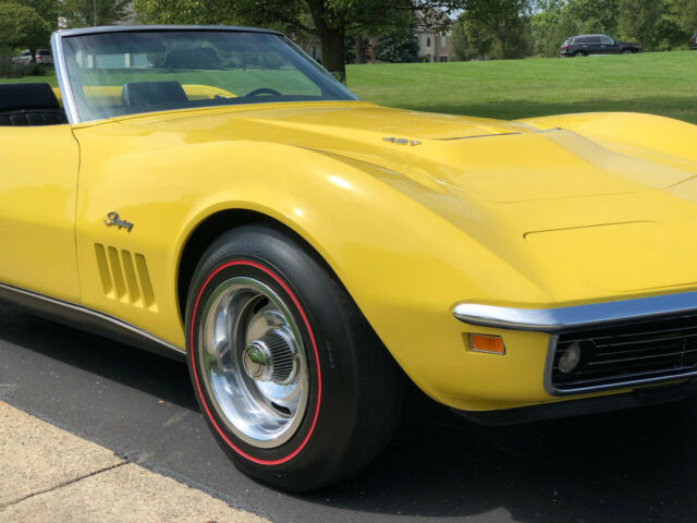 Chevrolet Corvette 1969 image number 22