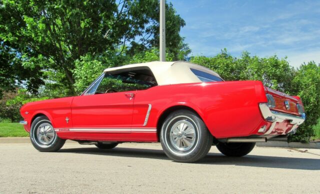 Ford Mustang 1965 image number 1