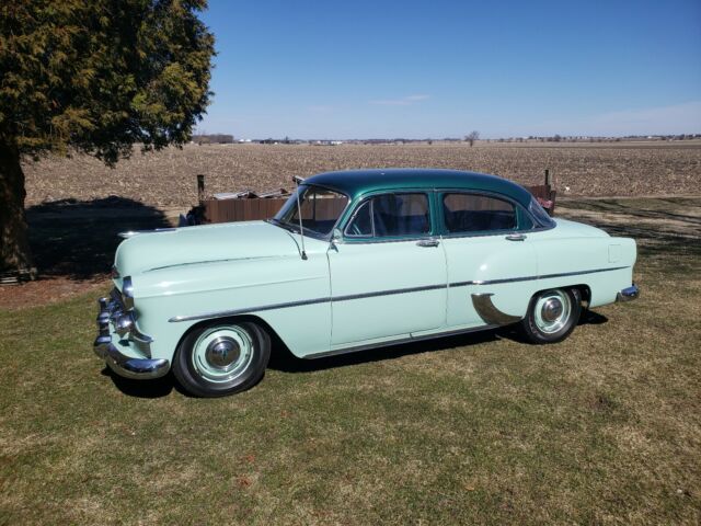 Chevrolet 210 1953 image number 0