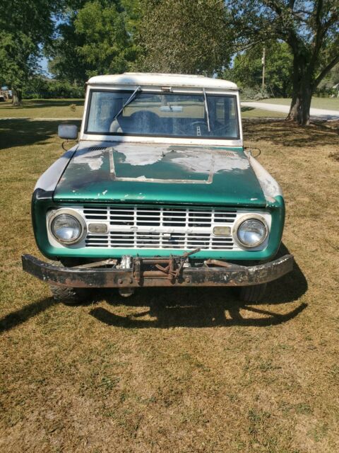 Ford Bronco 1966 image number 2