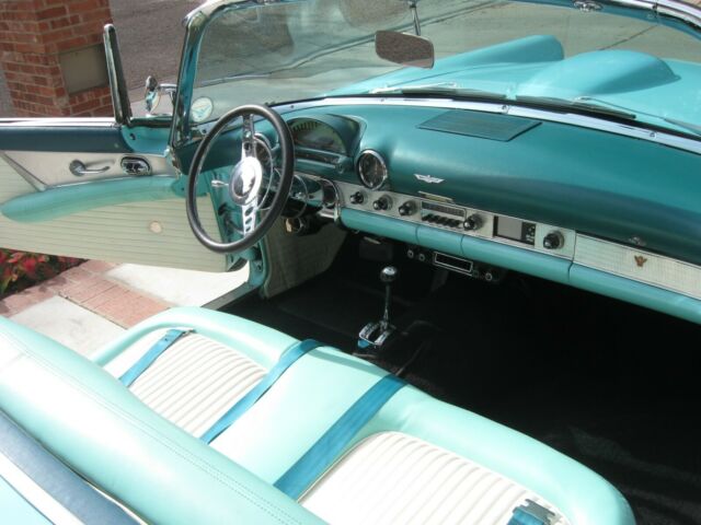 Ford Thunderbird 1955 image number 27