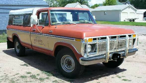 Ford F-250 1977 image number 15