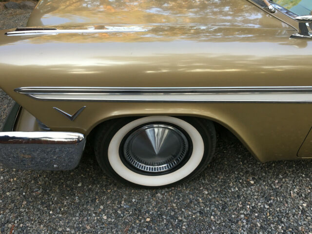 Plymouth Fury 1957 image number 32