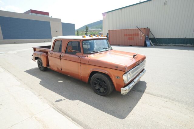 Dodge Power Wagon 1970 image number 18