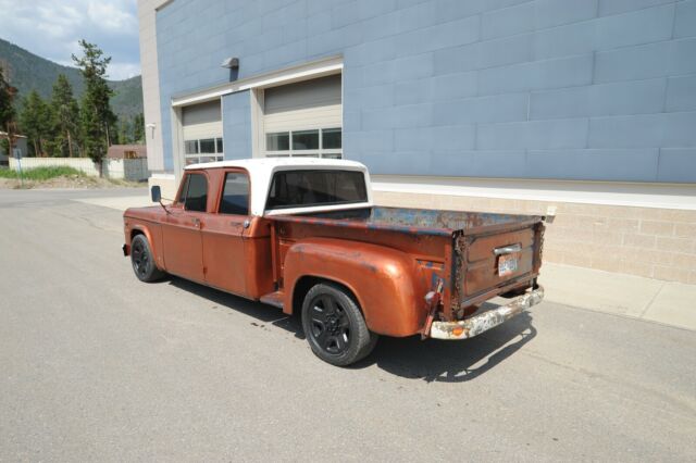 Dodge Power Wagon 1970 image number 2