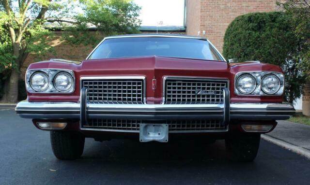 Oldsmobile Ninety-Eight 1973 image number 12