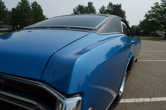 Buick Riviera 1969 image number 11