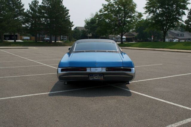 Buick Riviera 1969 image number 4