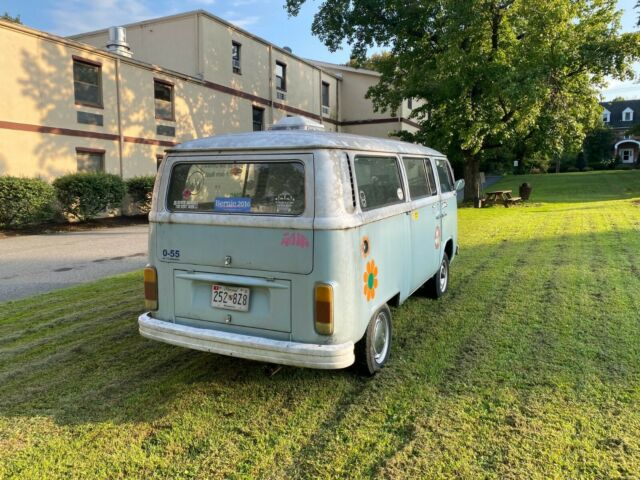 Volkswagen Bus/Vanagon 1974 image number 10