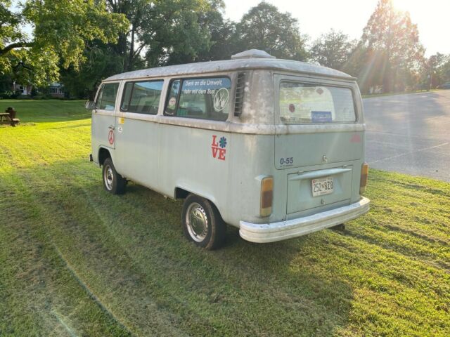 Volkswagen Bus/Vanagon 1974 image number 26