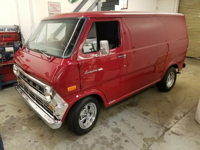 Ford E-Series Van 1972 image number 20