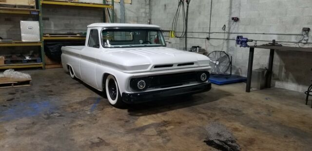 Chevrolet C10/K10 1965 image number 11