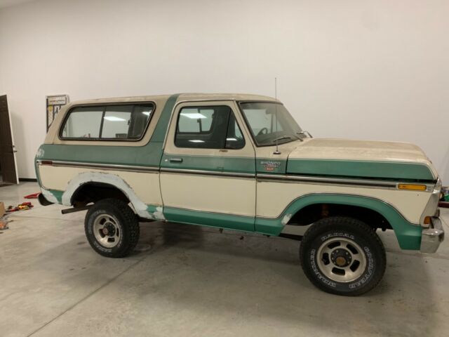 Ford Bronco 1979 image number 23