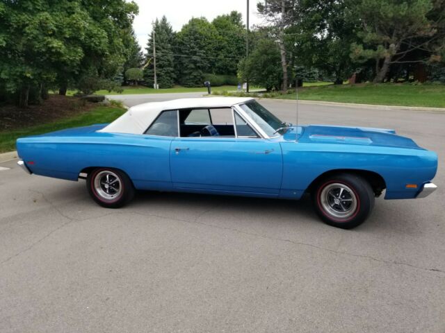 Plymouth Road Runner 1969 image number 32